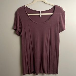 medium tee shirt, looking for love, possibly a d.i.y project…idk 🤷🏼‍♀️❤️💜